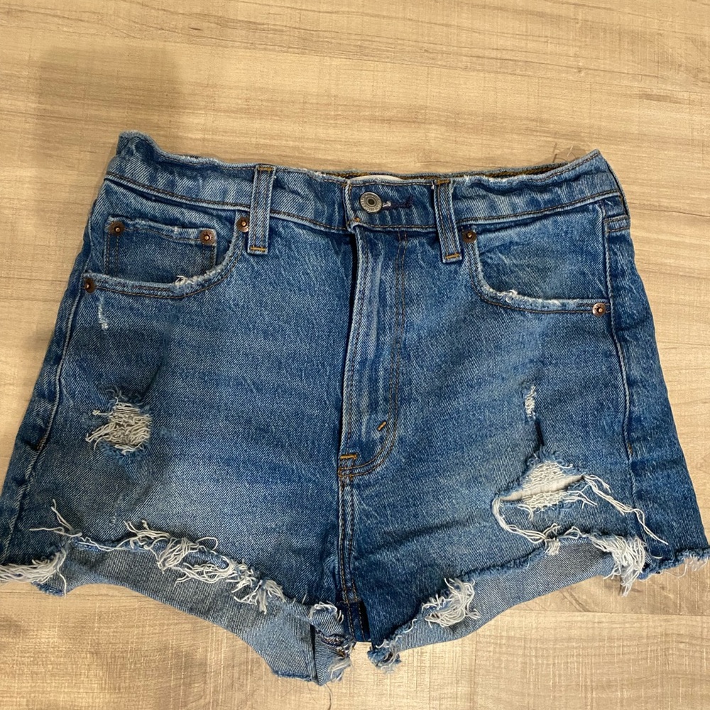 A&F Mom Denim Shorts - Size 26